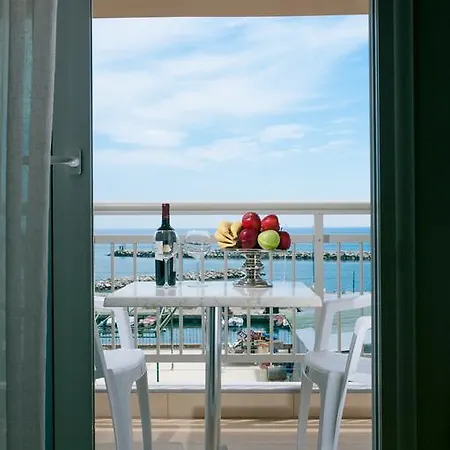 Protea's Seacret Sea View *