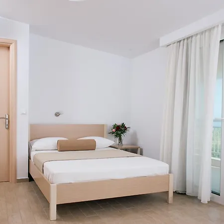 Protea's Seacret Sea View Studios Apartmán *